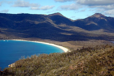 Wineglass Bay Day Tour - eAccommodation 1