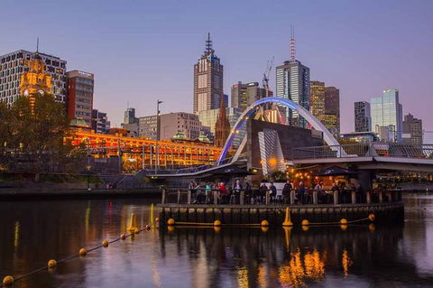 Melbourne Airport Transfers: Melbourne To Melbourne Airport MEL In Luxury Car - eAccommodation 6