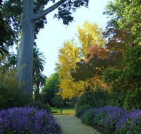 Albury Botanic Garden - eAccommodation