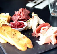 Watt Modern Dining - eAccommodation