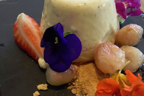 MRepublic Restaurant, Bar And Lounge - eAccommodation 2