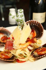 Halo's At St.Pauls - eAccommodation 0