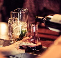 Honky Tonks - eAccommodation