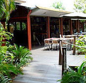 Lizard's Outdoor Bar and Grill - eAccommodation