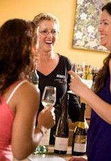 Capel Tavern, Restaurant & Bottleshop - eAccommodation 1