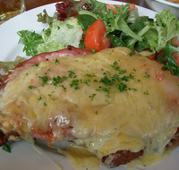 Raglan Tavern - eAccommodation