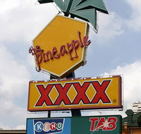 Pineapple Hotel - eAccommodation