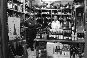 V -wall Tavern Blue Water Brasserie - eAccommodation 3