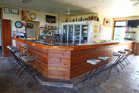 Garradunga Hotel - eAccommodation 0
