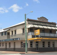 Young Australian Hotel - eAccommodation