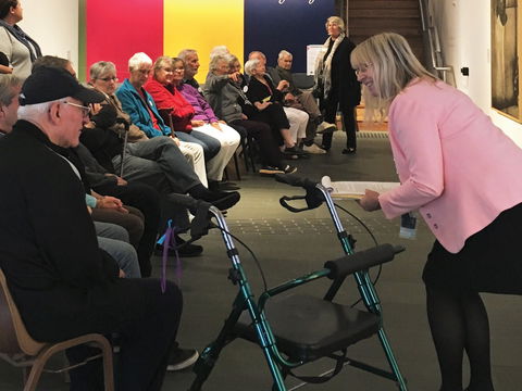 Accessible Art Tours In The Gallery - eAccommodation 0