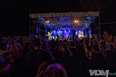 VDM Fest - Rock Edge Country Music Festival - eAccommodation 1