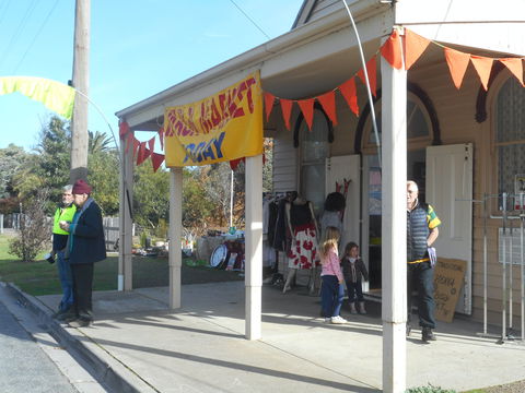 Yarck Country Market - eAccommodation 2