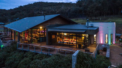 Christmas In July - Holmesglen At Eildon - eAccommodation 1