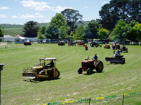 Southern Tablelands Vintage Farm Field Days - eAccommodation 2