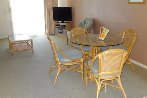 Aqualuna Beach Resort - eAccommodation 5