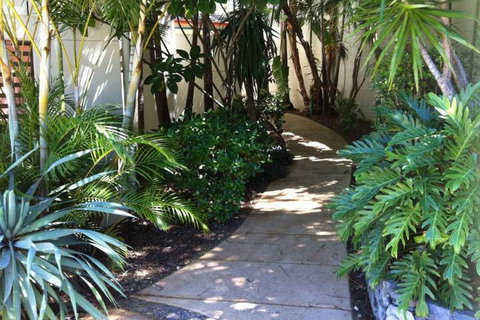 Aqualuna Beach Resort - eAccommodation 1