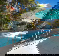 Lennox Beach Resort - eAccommodation