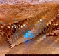 Desert Cave Hotel - eAccommodation