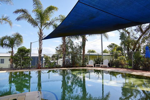 Amaroo Holiday Park - eAccommodation 6