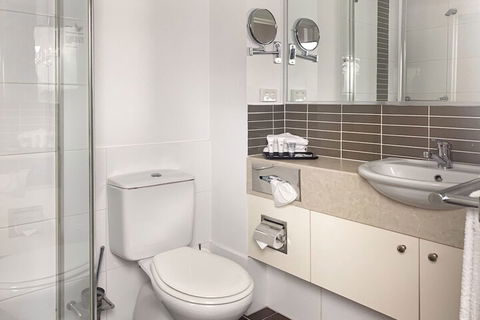 Airport Ascot Motel - eAccommodation 2