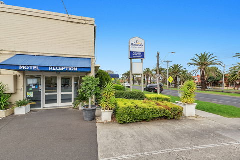 Alexander Motor Inn & Apartments - eAccommodation 0