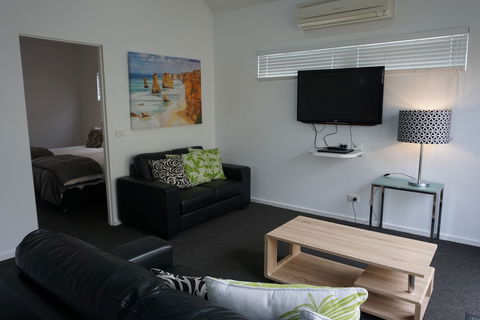 Ashmont Motor Inn & Apartments - eAccommodation 6