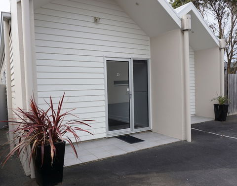 Ashmont Motor Inn & Apartments - eAccommodation 0