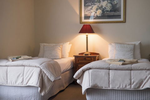 Ashmont Motor Inn & Apartments - eAccommodation 5
