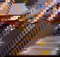 Townhouse Hotel - eAccommodation