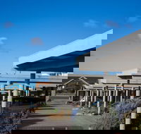 Beachfront Motel - eAccommodation