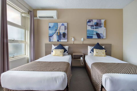 The Metropolitan Springhill - eAccommodation 6