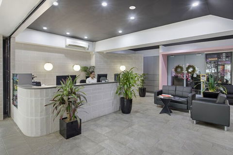 The Metropolitan Springhill - eAccommodation 5