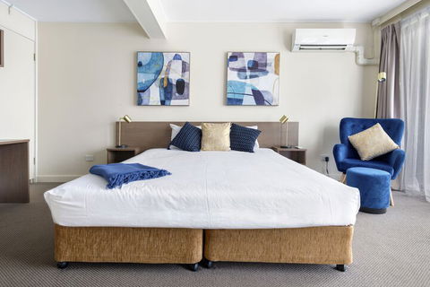 The Metropolitan Springhill - eAccommodation 7