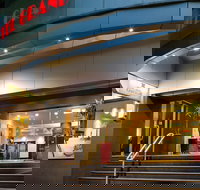 Hotel Grand Chancellor Melbourne - eAccommodation