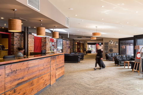 Old Woolstore Apartment Hotel - eAccommodation 2