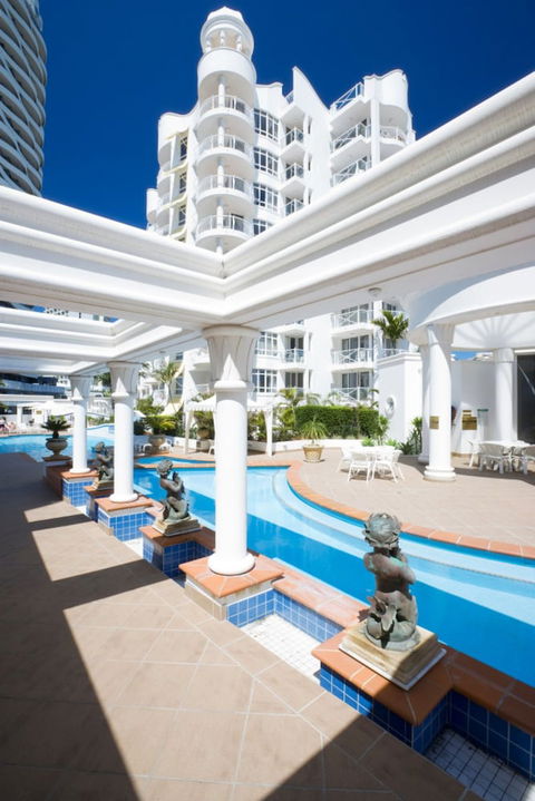 Phoenician Resort - eAccommodation 2