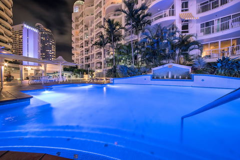 Phoenician Resort - eAccommodation 5