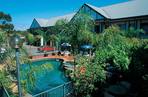 Ibis Styles Adelaide Manor - eAccommodation 1