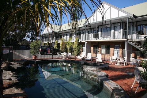 Ibis Styles Adelaide Manor - eAccommodation 0