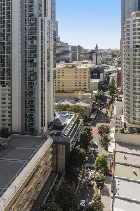 IStay River City Brisbane - eAccommodation 1