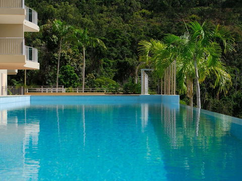Azure Sea Whitsunday Resort - eAccommodation 0