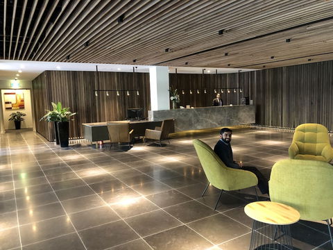 Adelaide Rockford - eAccommodation 4