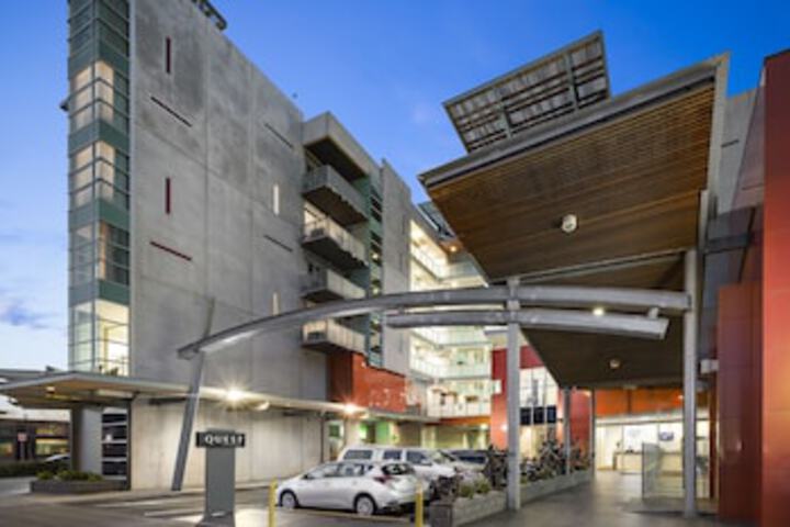 Caroline Springs VIC eAccommodation