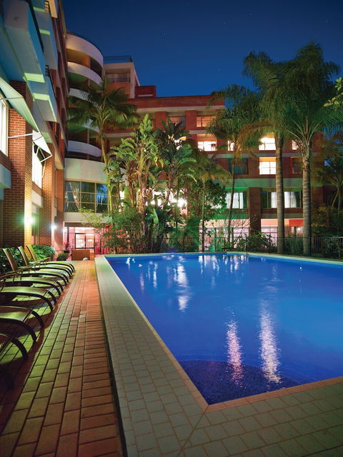 Adina Apartment Hotel Sydney Surry Hills - eAccommodation 5