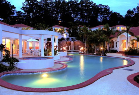 Royal Woods Resort - eAccommodation 3