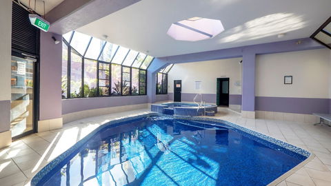 Aristocrat Apartments - eAccommodation 3