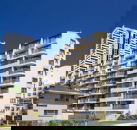 Broadbeach Travel Inn Apartments - eAccommodation