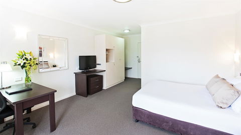 Ibis Styles Canberra Tall Trees - eAccommodation 6