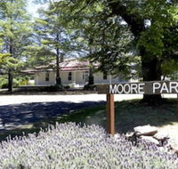 Moore Park Inn - eAccommodation